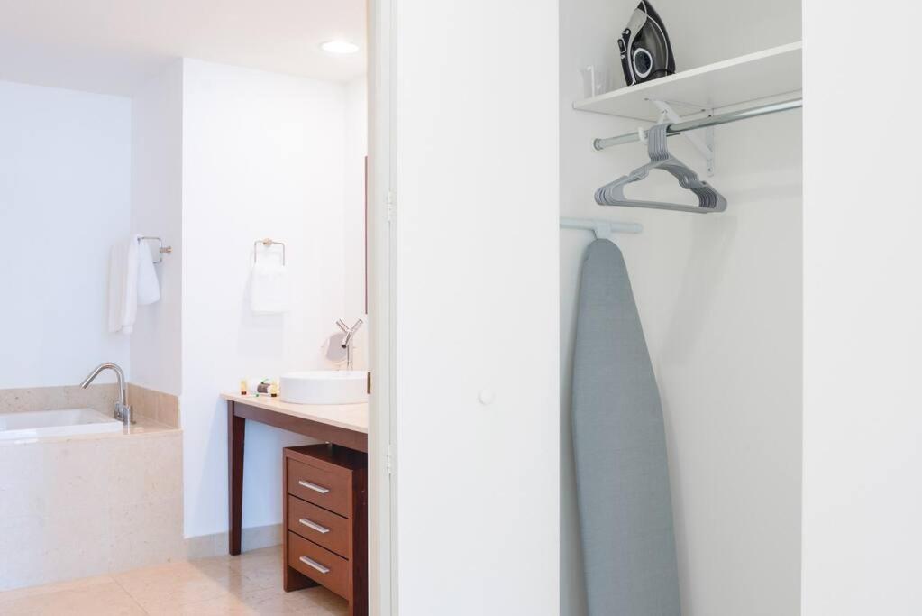 מיאמי Wonderful 2 Bedroom Apt With Ocean Views At Icon Brickell מראה חיצוני תמונה