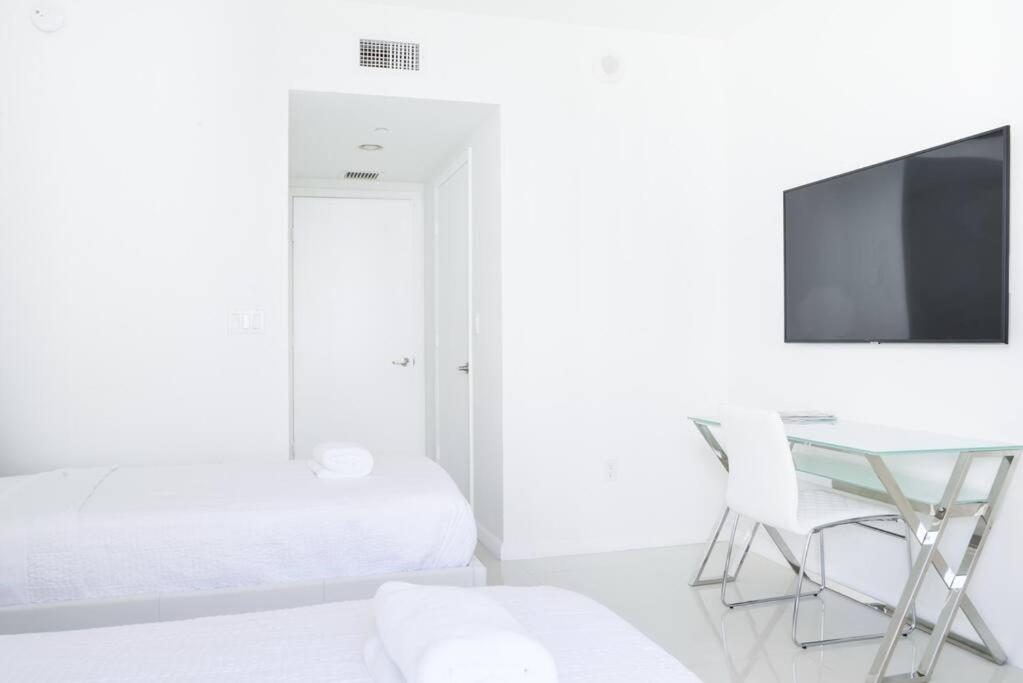 מיאמי Wonderful 2 Bedroom Apt With Ocean Views At Icon Brickell מראה חיצוני תמונה