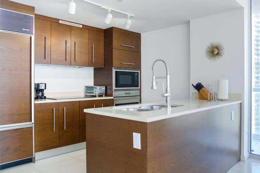 מיאמי Wonderful 2 Bedroom Apt With Ocean Views At Icon Brickell מראה חיצוני תמונה
